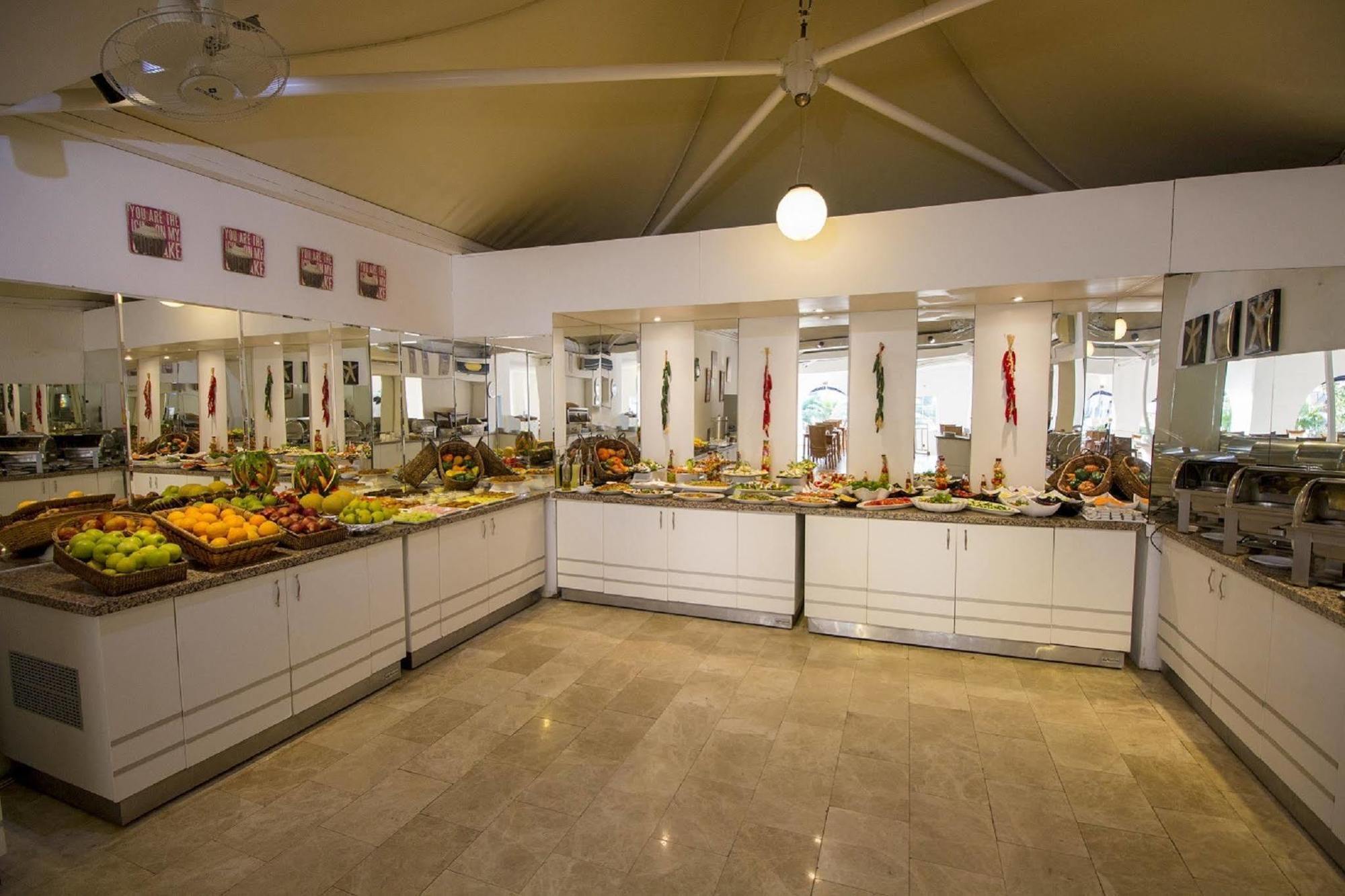 Casa & Blanca Hotel (Adults Only) Ичмелер Екстериор снимка