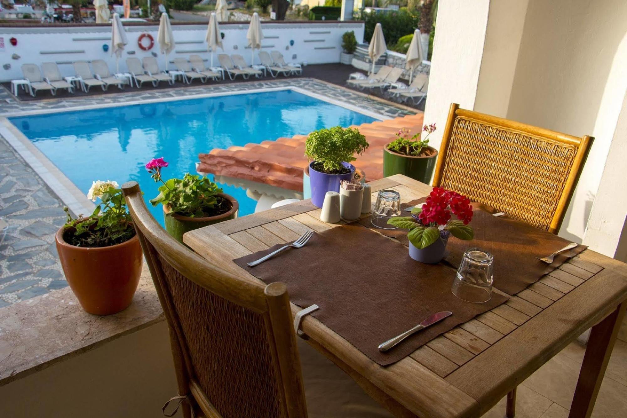 Casa & Blanca Hotel (Adults Only) Ичмелер Екстериор снимка