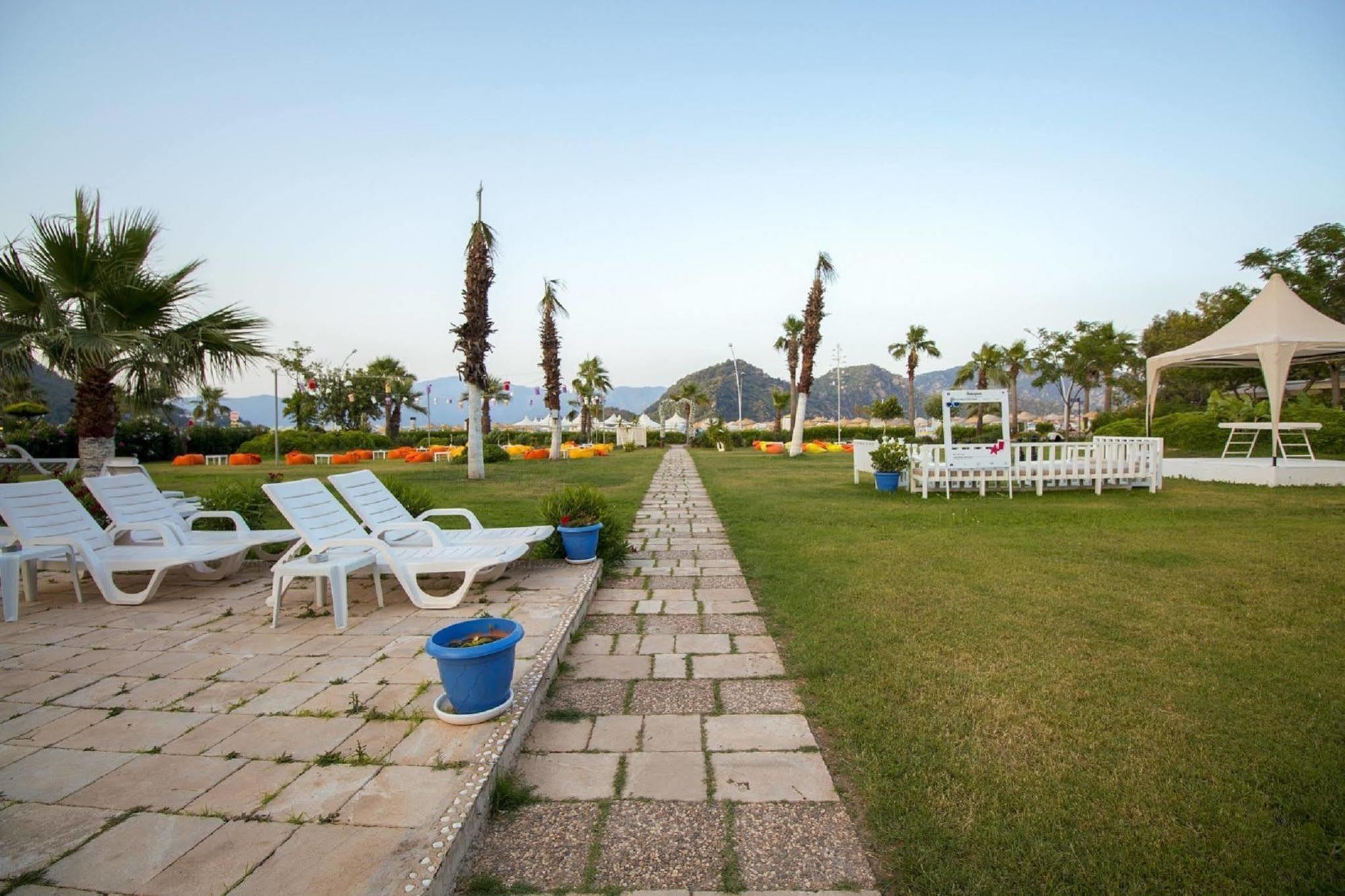 Casa & Blanca Hotel (Adults Only) Ичмелер Екстериор снимка